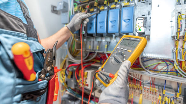 Best Circuit Breaker Repair  in Moon Lake, FL